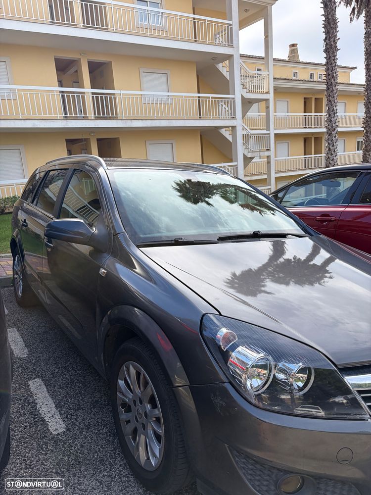 Opel Astra Caravan - 3