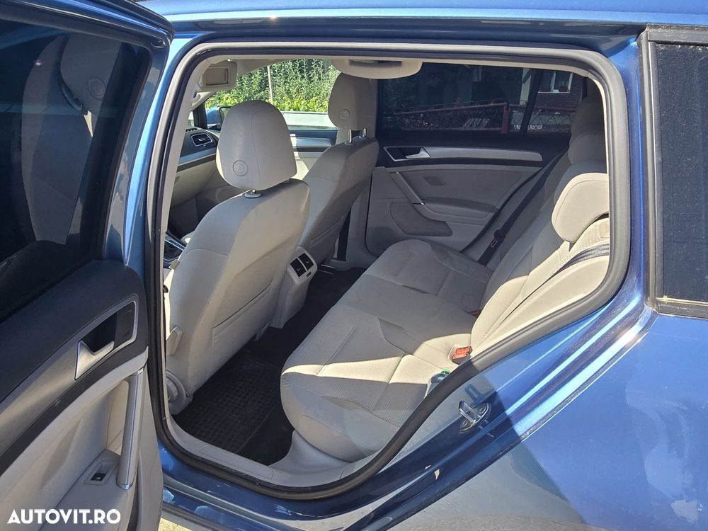 Volkswagen Golf - 7