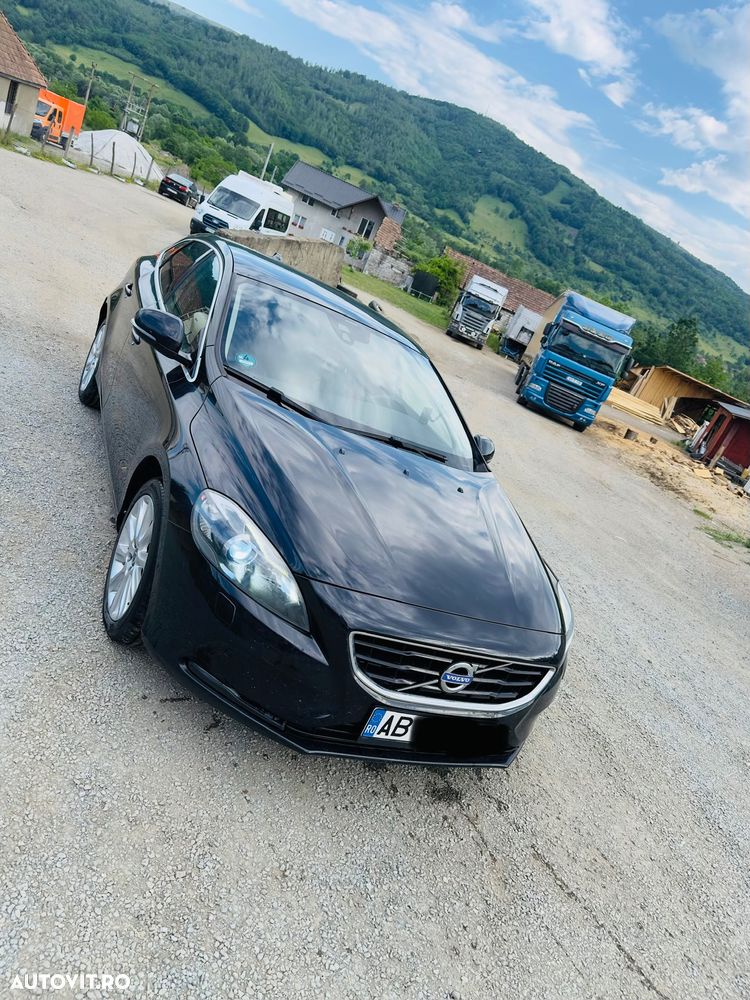 Volvo V40 D2 Basic - 2