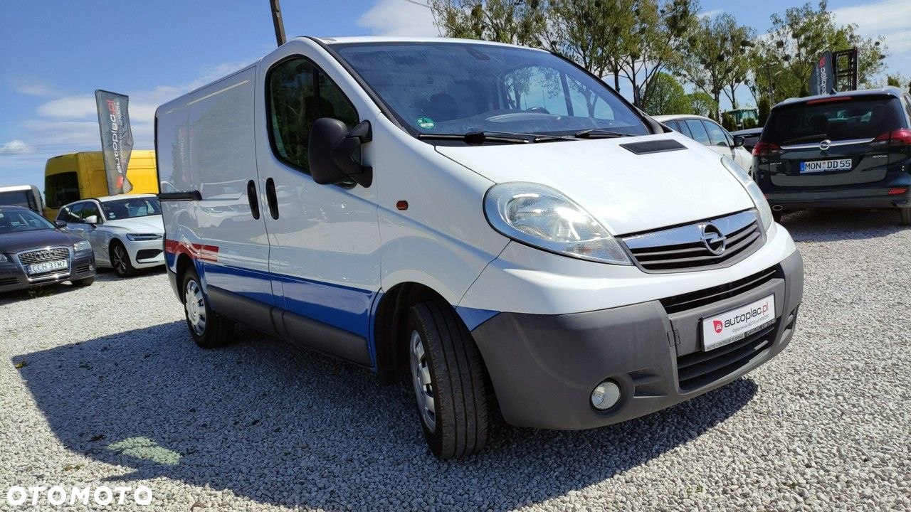 Opel Vivaro - 14