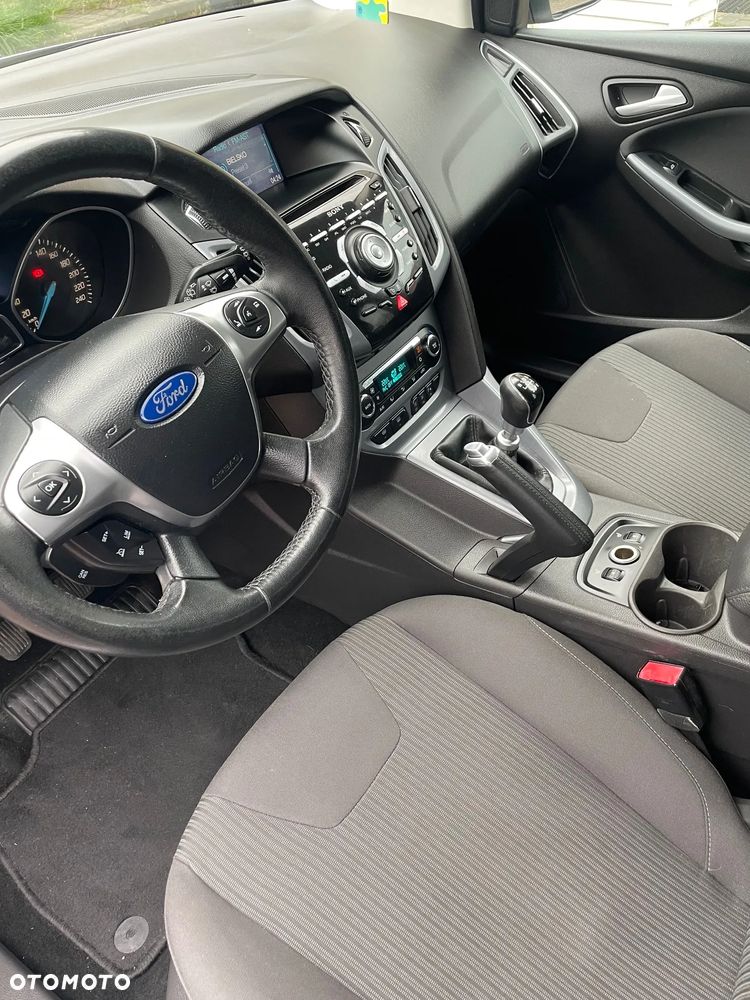 Ford Focus 1.0 EcoBoost Titanium - 9