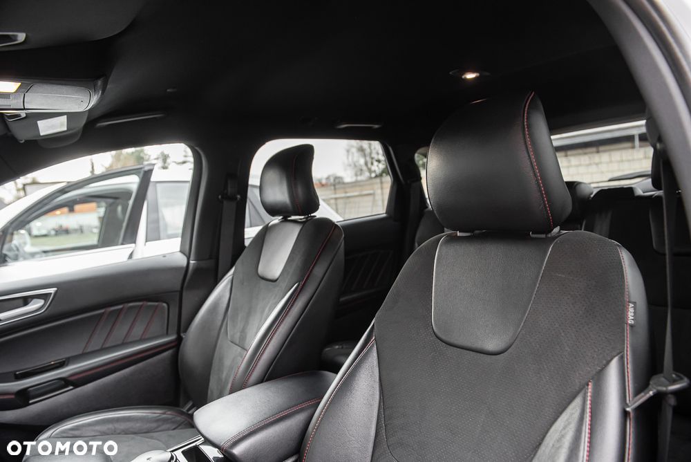 Ford Edge 2.0 EcoBlue Bi-Turbo 4x4 ST-LINE - 18