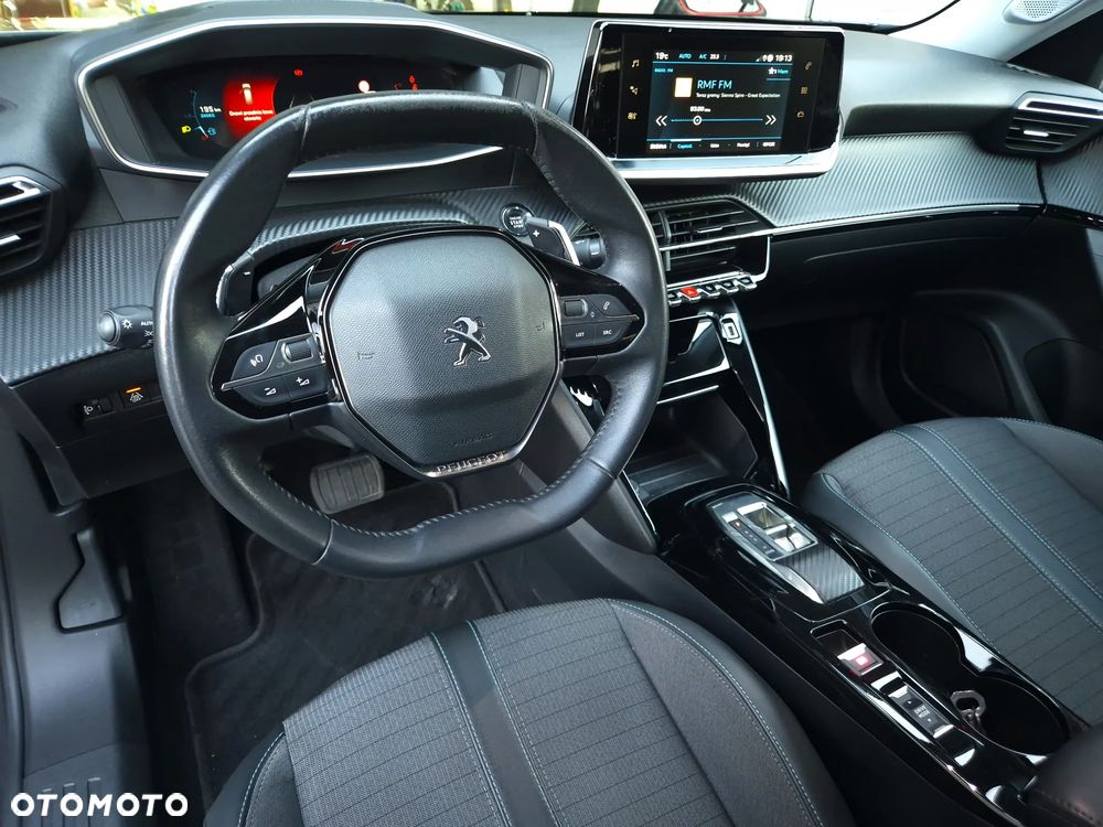 Peugeot 2008 BlueHDi 130 Allure S&S EAT8 - 6