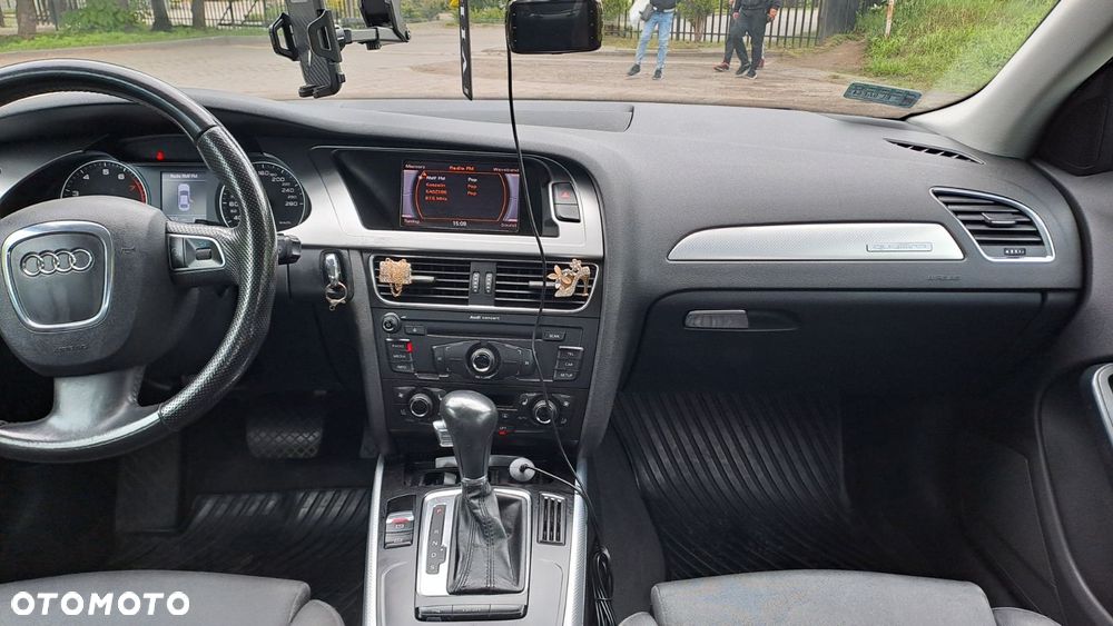 Audi A4 Allroad - 14