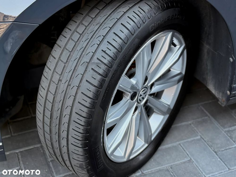Volkswagen Passat 2.0 TDI SCR Comfortline DSG - 22