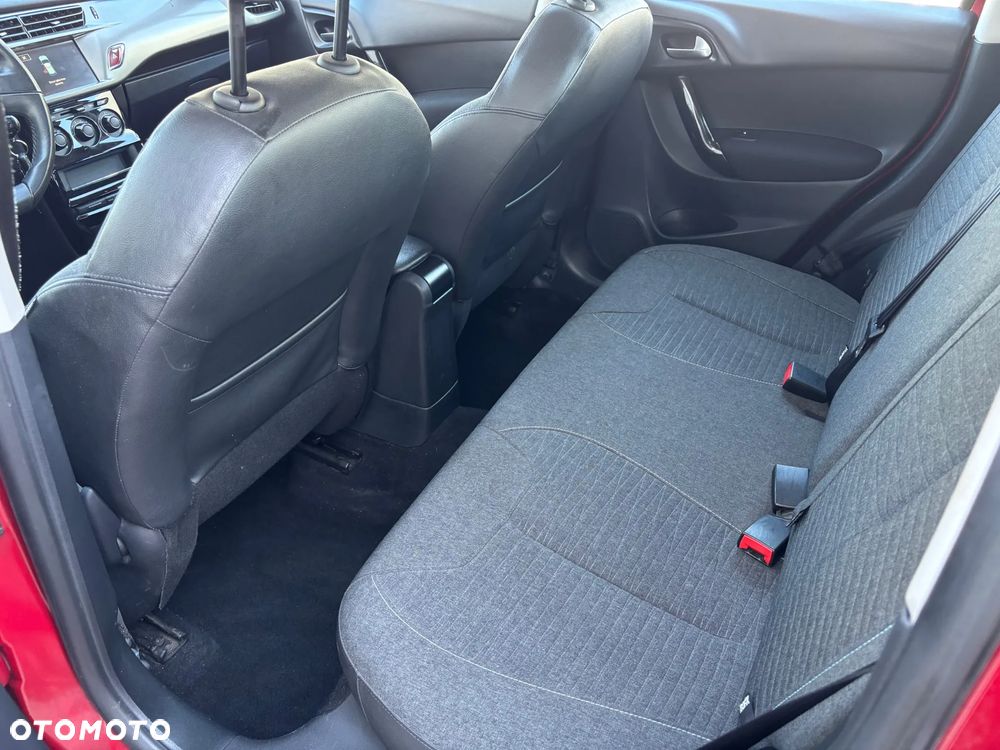 Citroën C3 Pure Tech 82 LIVE - 10