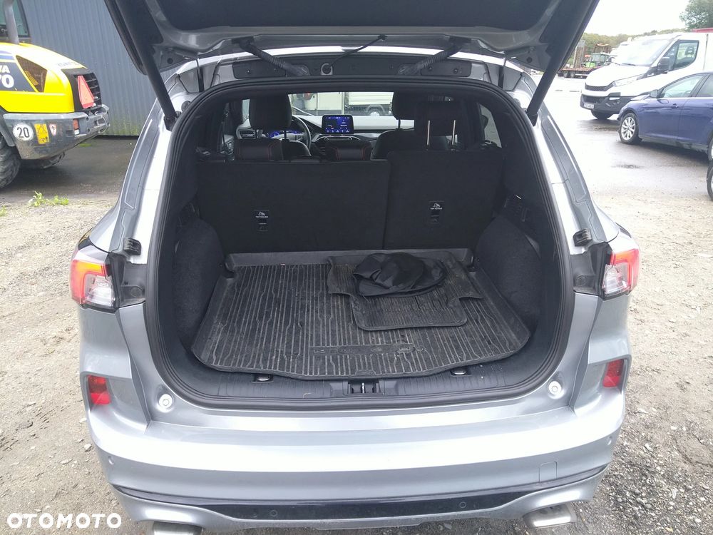 Ford Kuga - 21