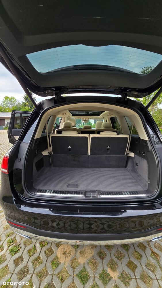 Mercedes-Benz GLS 400 d 4-Matic - 12