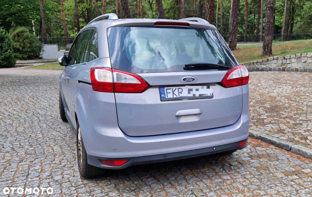 Ford Grand C-MAX - 4