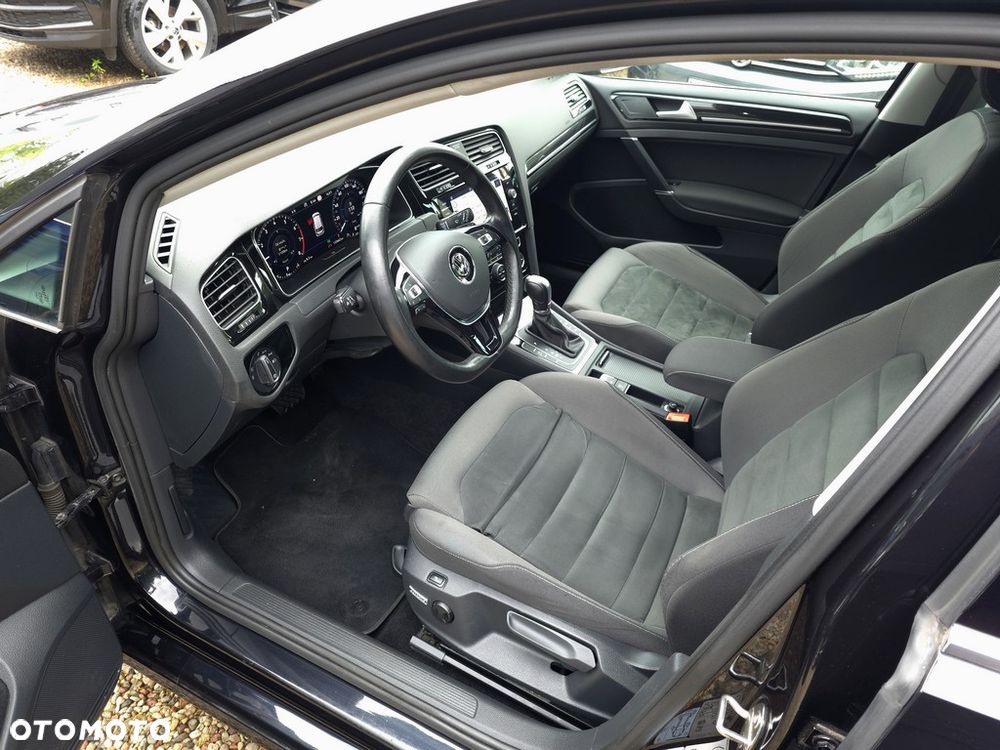 Volkswagen Golf 1.5 TSI BMT Evo Highline DSG - 12