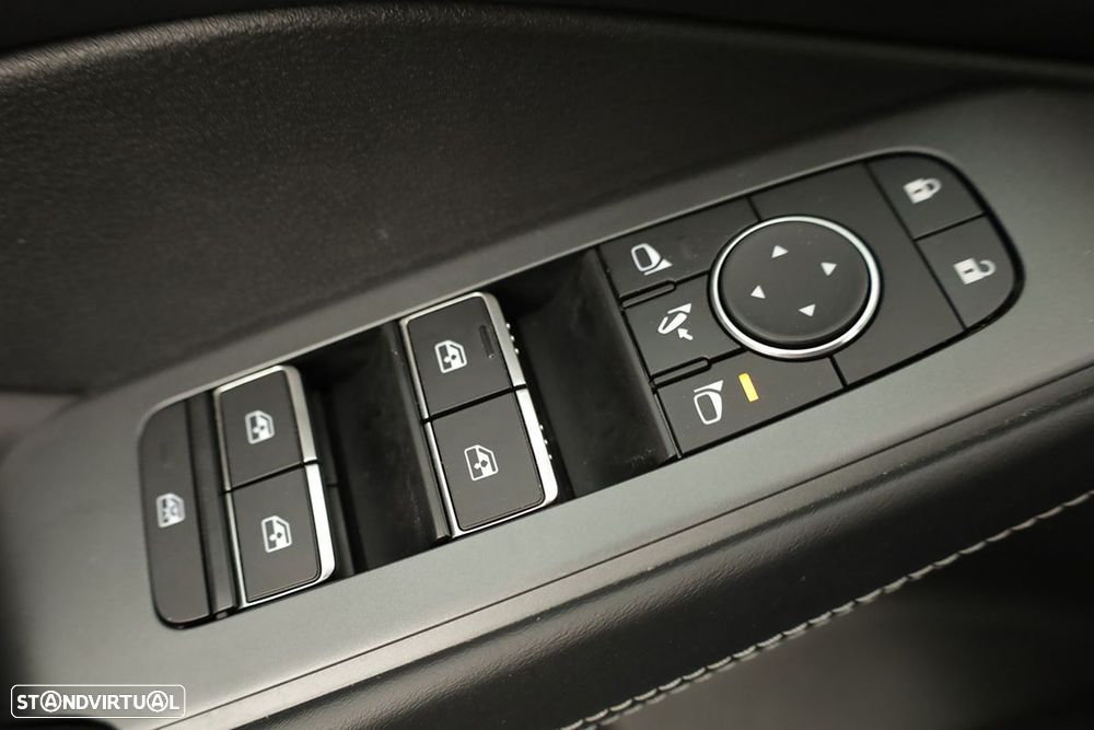 Nissan Qashqai 1.3 DIG-T N-Connecta LED Xtronic - 19