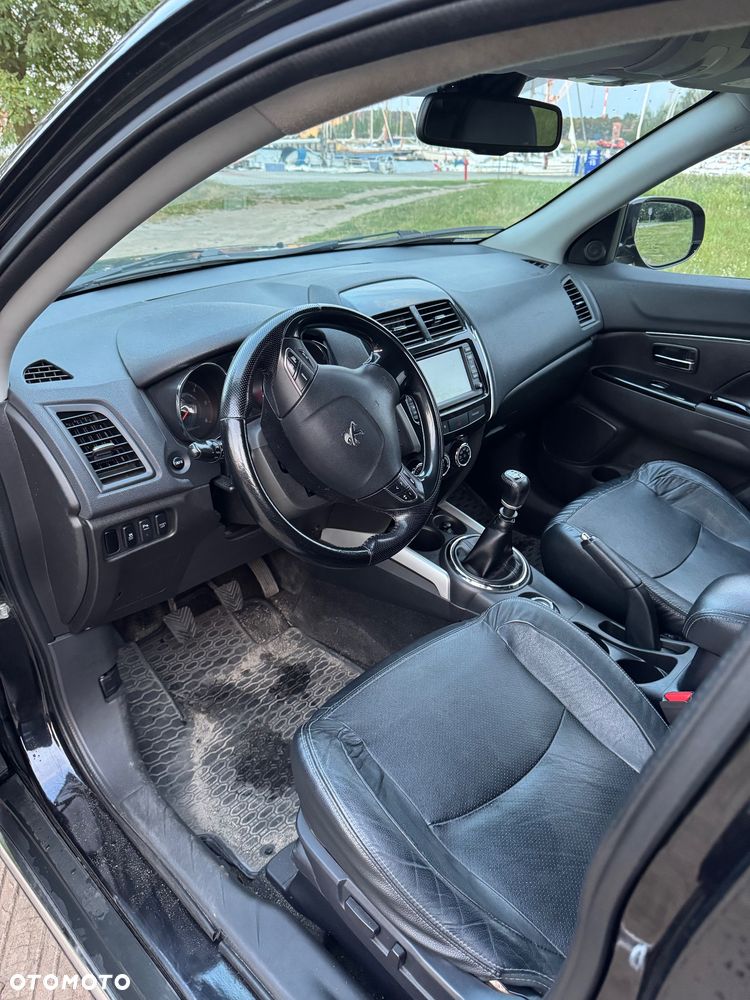 Peugeot 4008 - 10