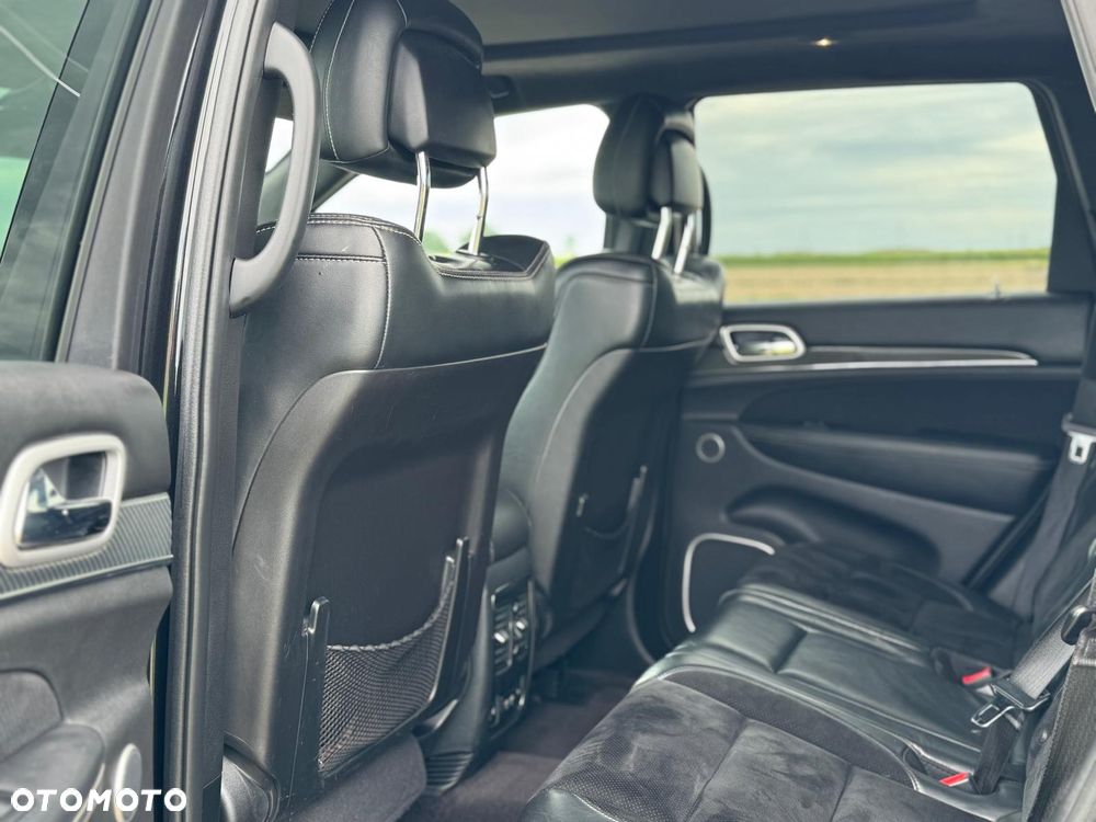 Jeep Grand Cherokee Gr 6.4 V8 SRT8 EU6 - 17
