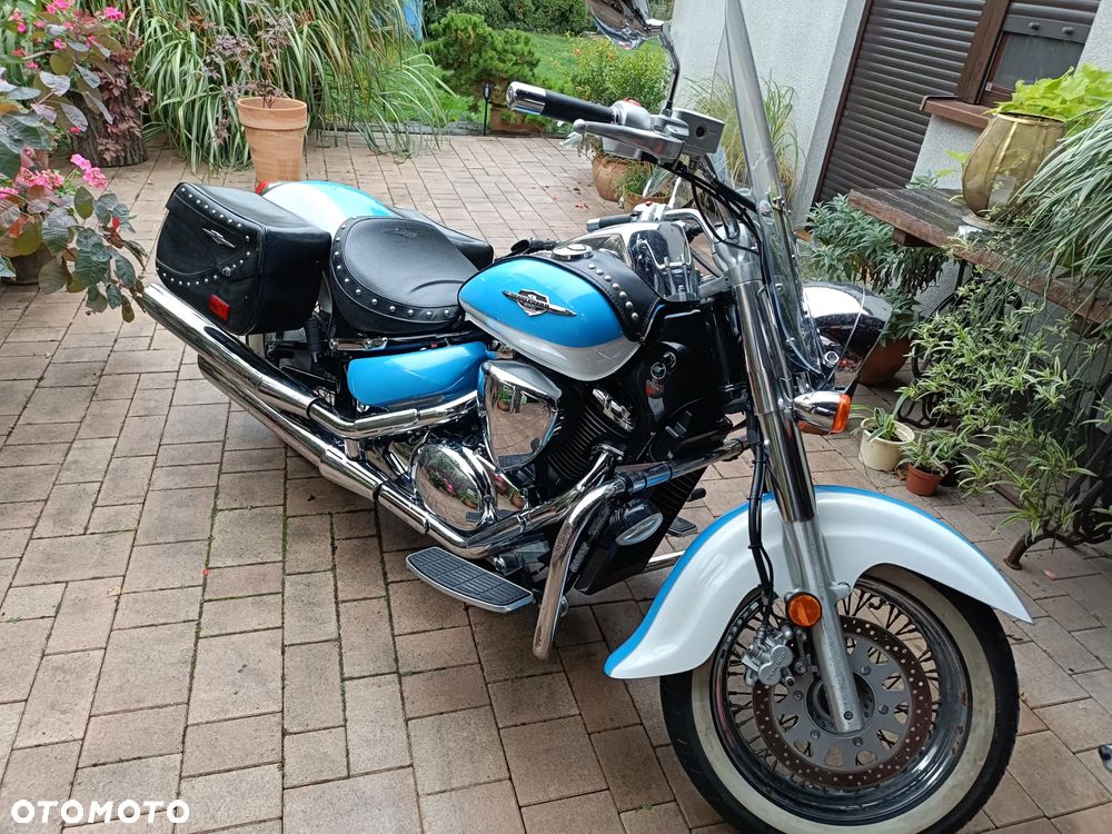 Suzuki VL 800 Volusia - Boulevard C50 - 2