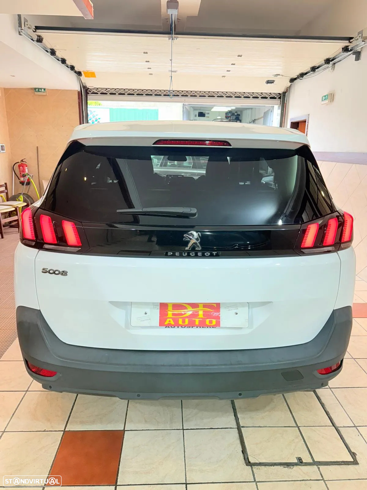 Peugeot 5008 1.5 BlueHDi Active Pack EAT8 - 12