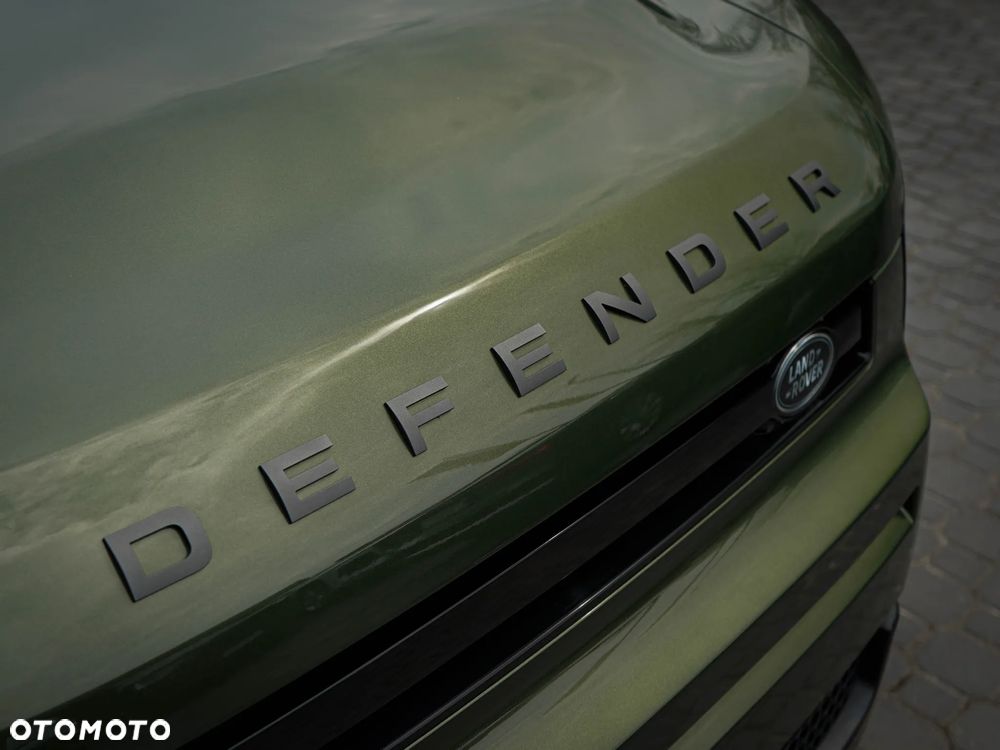 Land Rover Defender 3.0 D350 mHEV X-Dynamic SE - 6