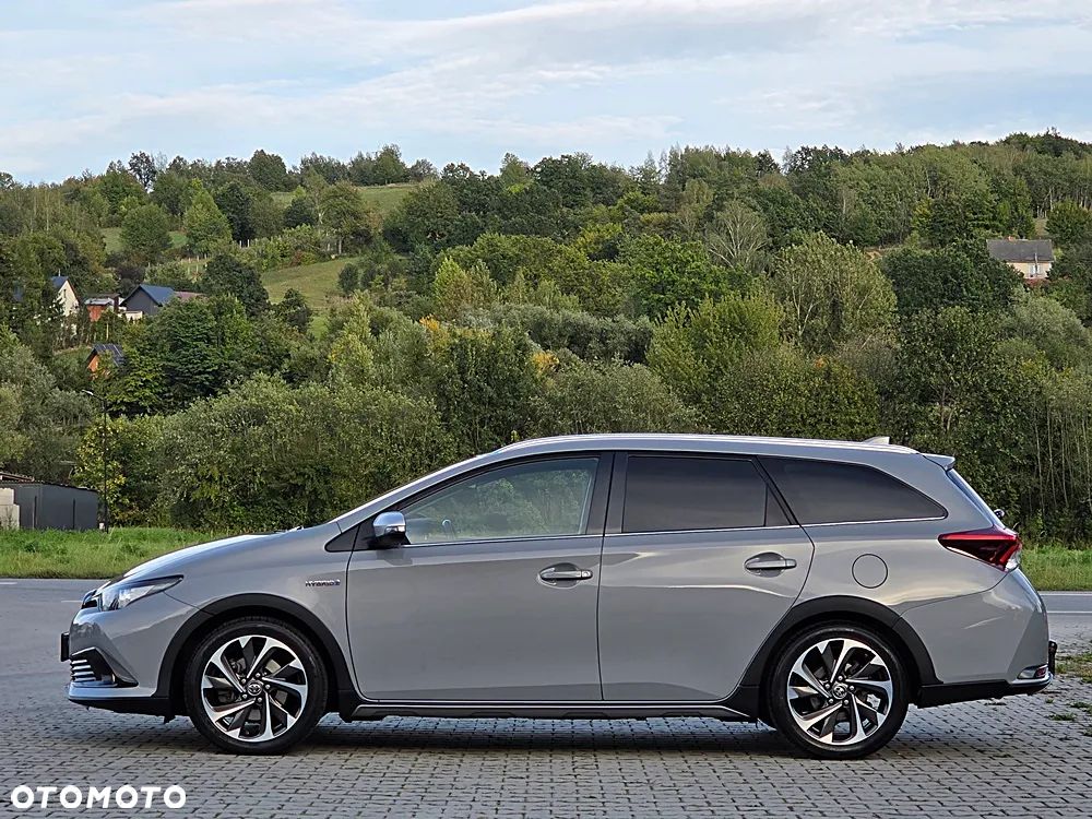 Toyota Auris - 12