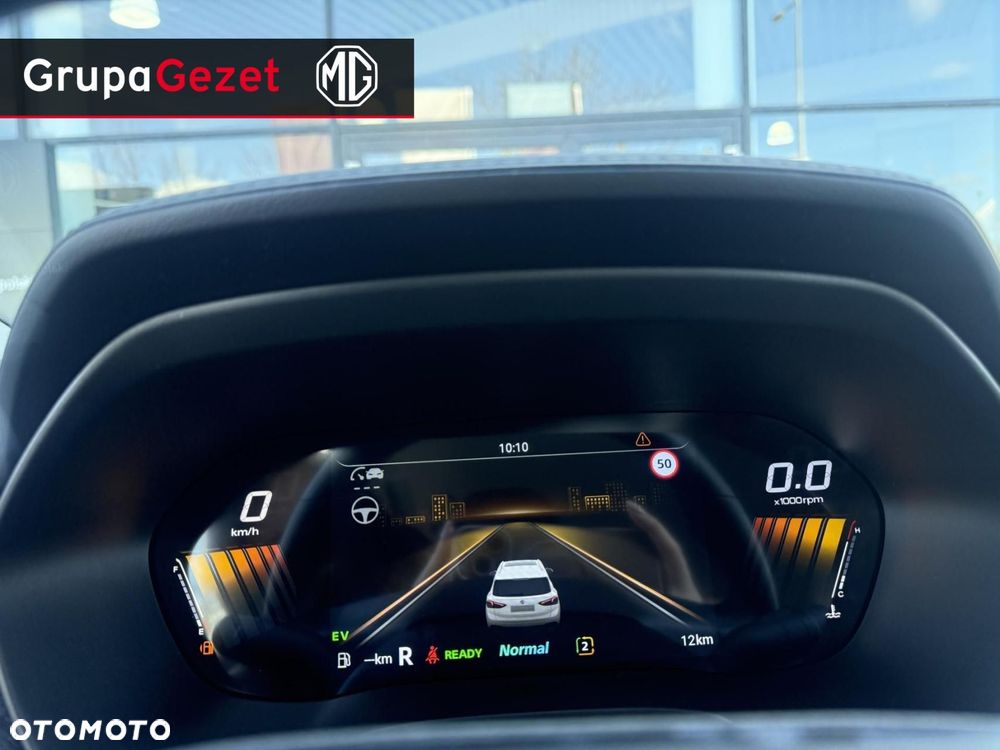 MG ZS - 8