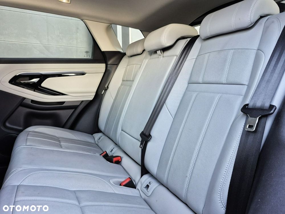 Land Rover Range Rover Evoque - 24