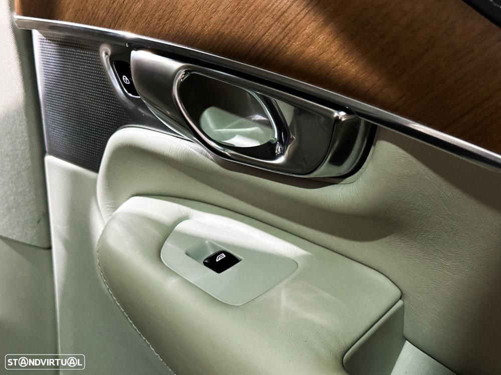 Volvo XC 90 T8 AWD Twin Engine Geartronic Inscription - 27
