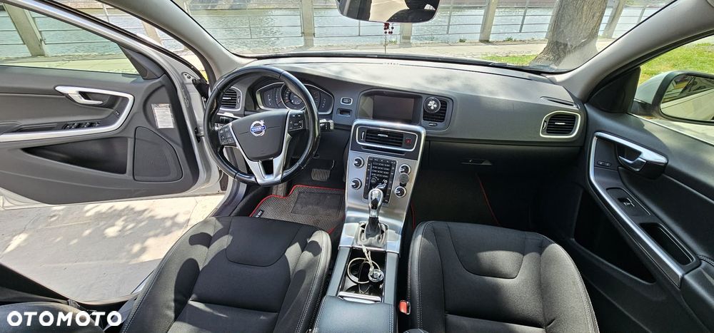 Volvo V60 D4 Drive-E Base - 12