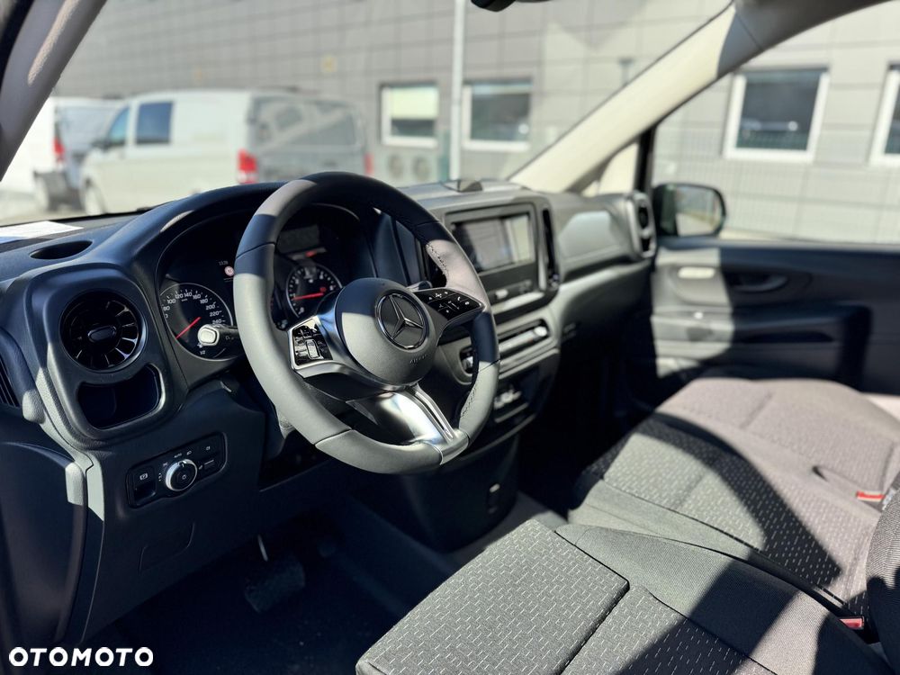 Mercedes-Benz Vito - 10