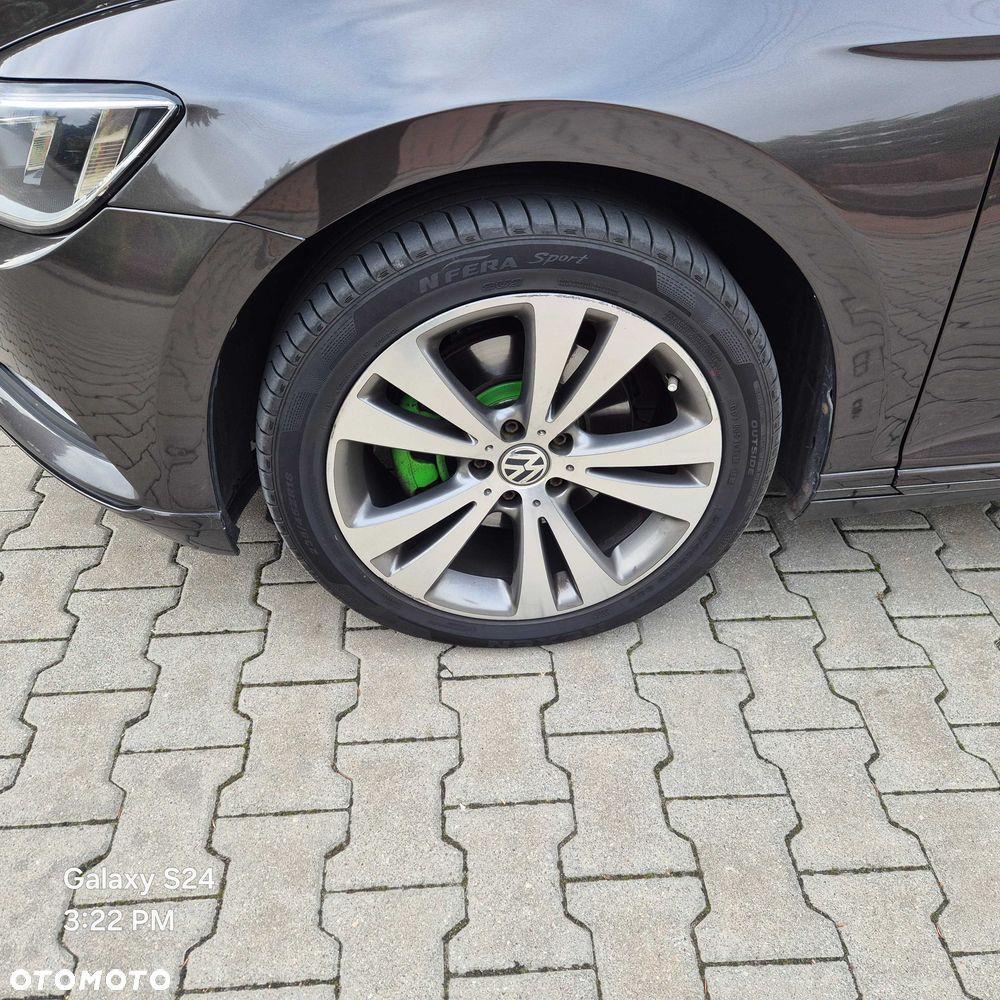 Volkswagen Passat Variant - 8