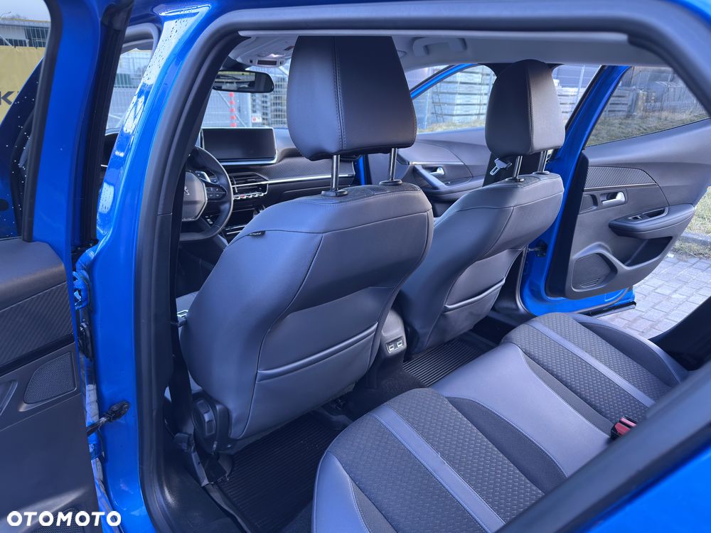 Peugeot 2008 1.5 BlueHDi GT Line S&S EAT8 - 24