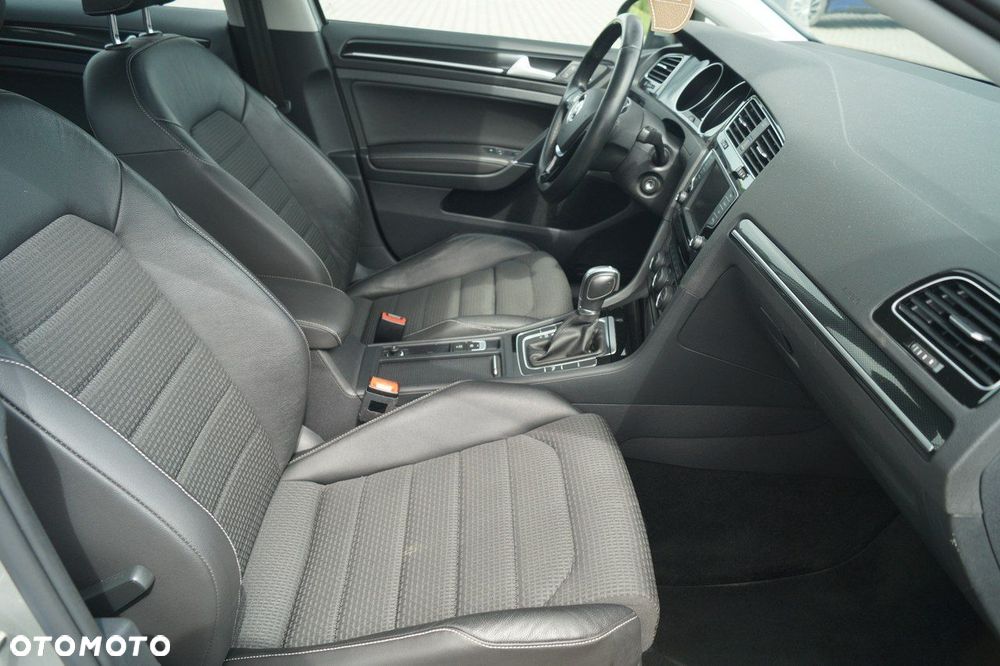 Volkswagen Golf 1.4 TSI ACT BlueMotion Technology DSG Highline - 14
