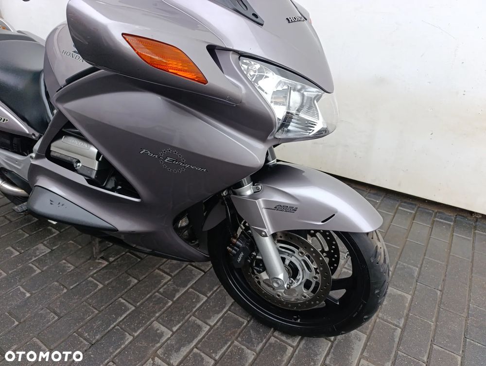 Honda ST - 32