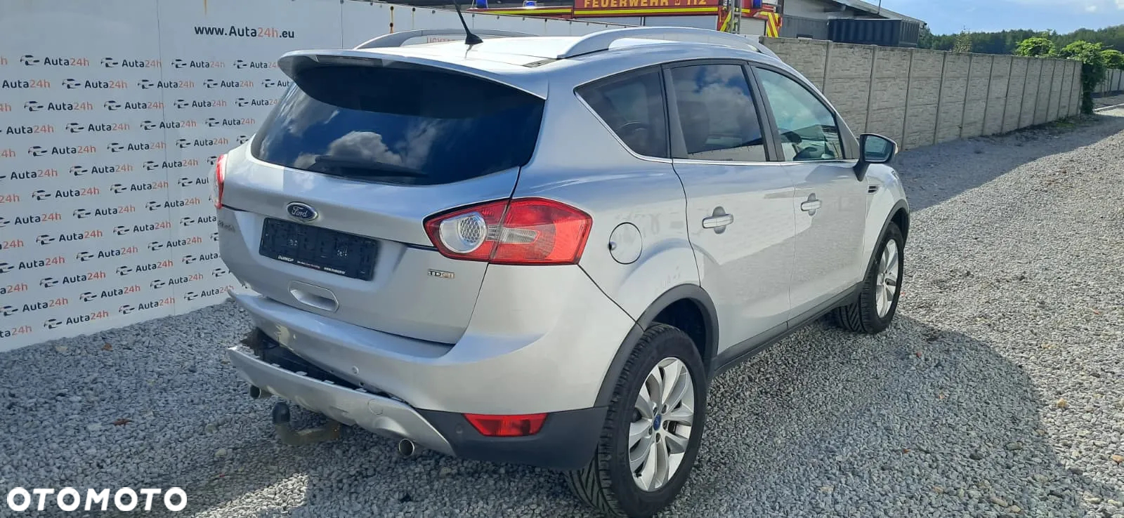 Ford Kuga 2.0 TDCi 2x4 Titanium - 8