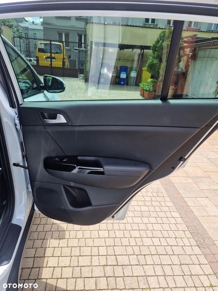 Kia Sportage 1.6 GDI Business Line 2WD - 22