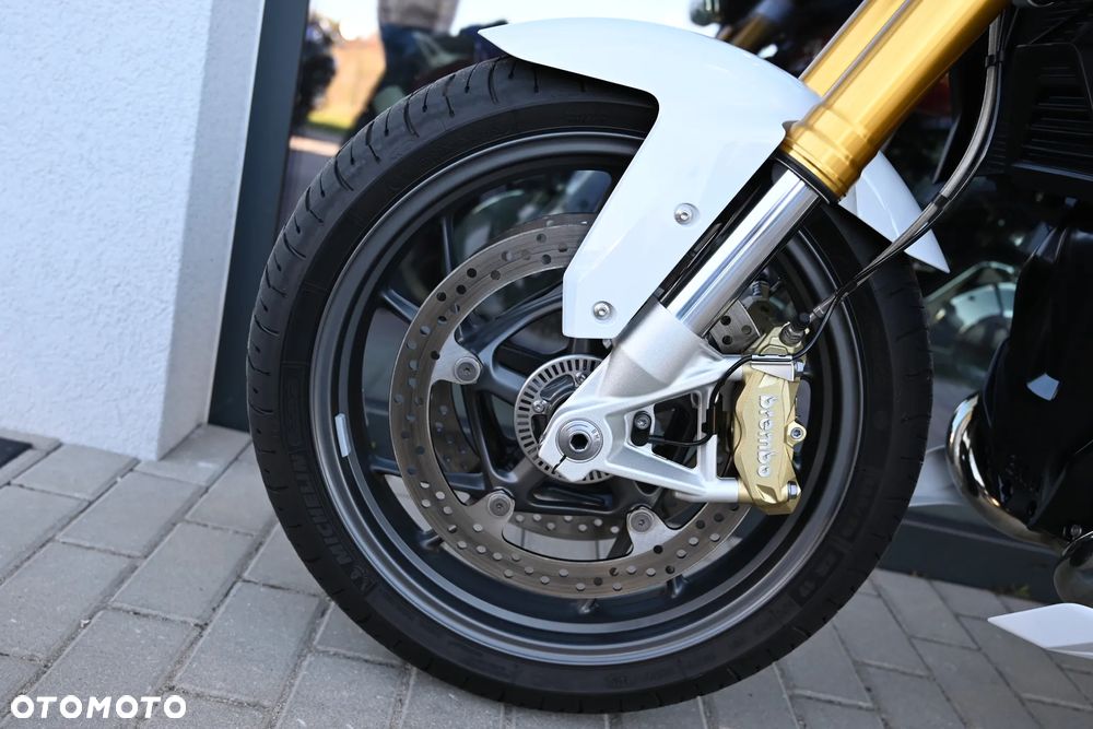 BMW R - 22