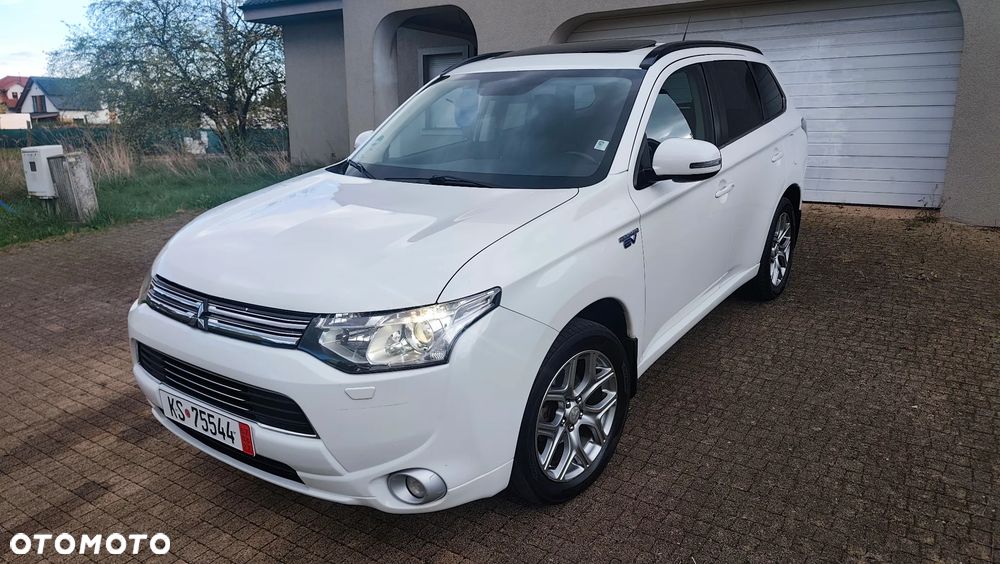Mitsubishi Outlander 2.0 4WD Top - 27