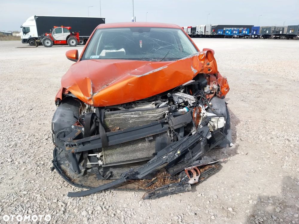 Volkswagen Polo 1.0 TSI Highline DSG - 2