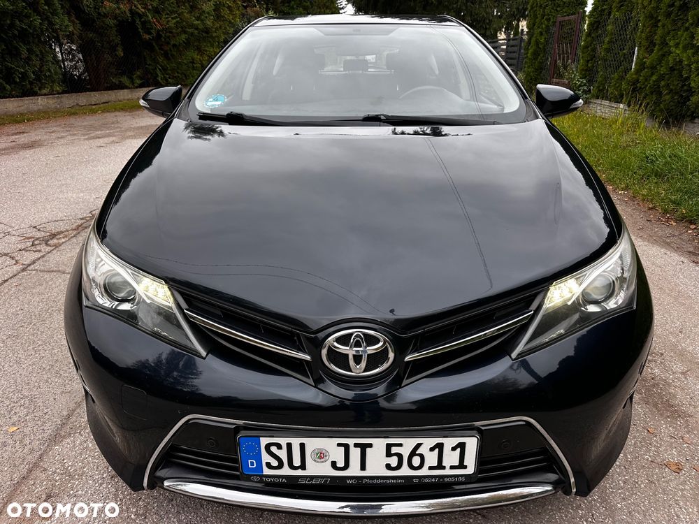 Toyota Auris 1.6 Premium Start - 17