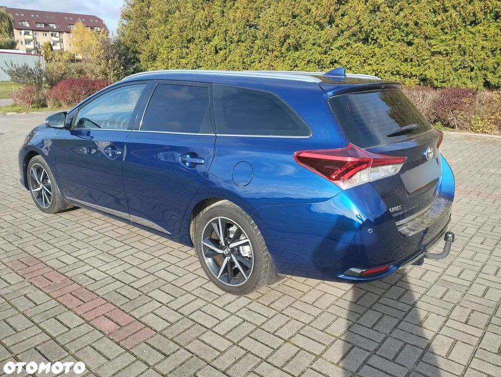 Toyota Auris 1.2 T Prestige MS - 6