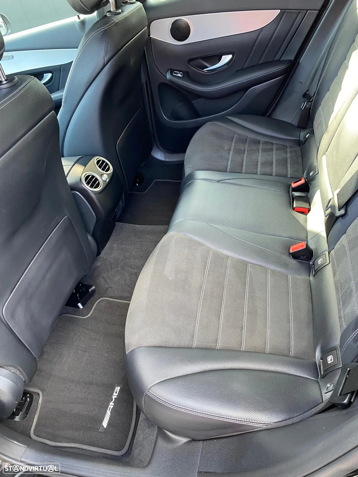 Mercedes-Benz GLC 300 de 4Matic - 11