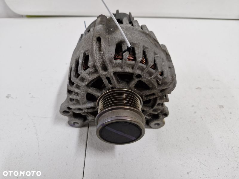 volkswagen golf vii 7 1.0 tsi alternator 04e903015g - 1