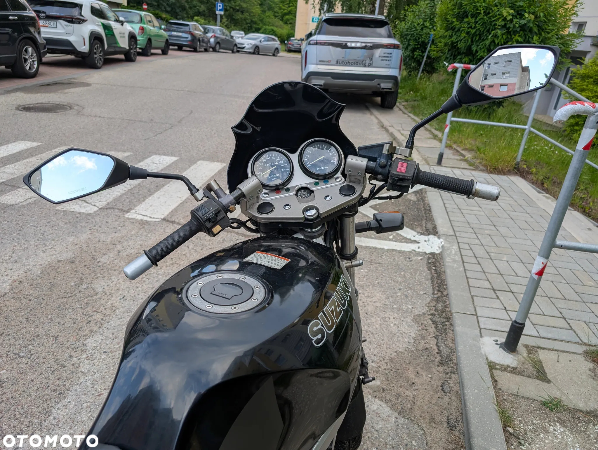 Suzuki GS - 6
