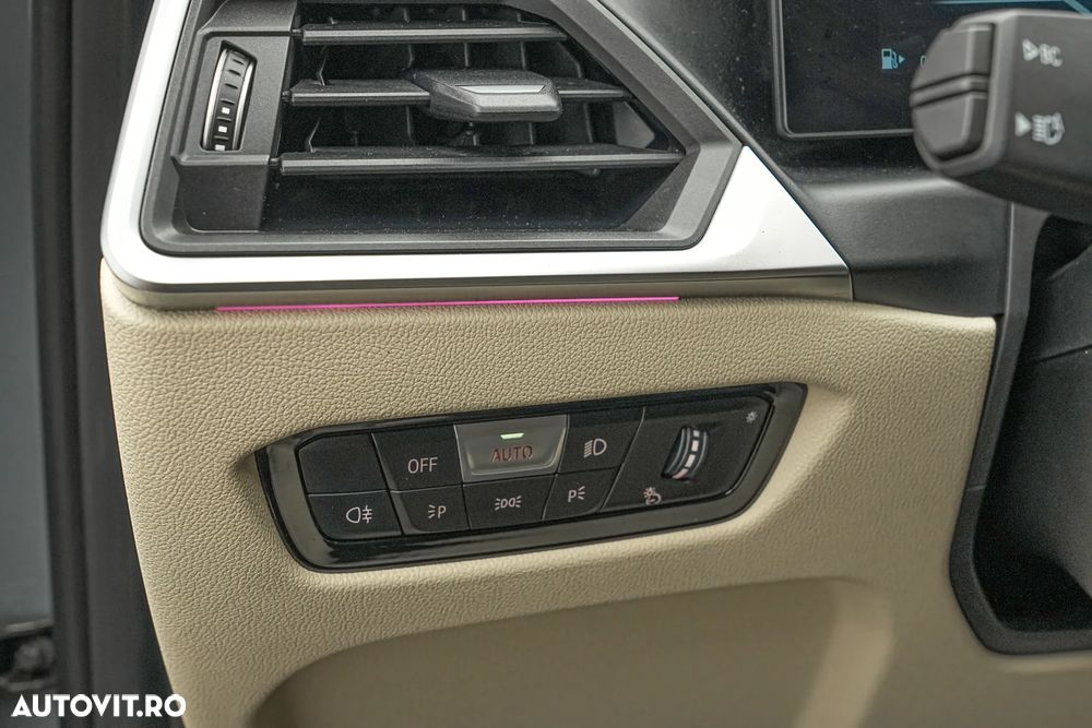 BMW Seria 3 320d xDrive AT MHEV - 23