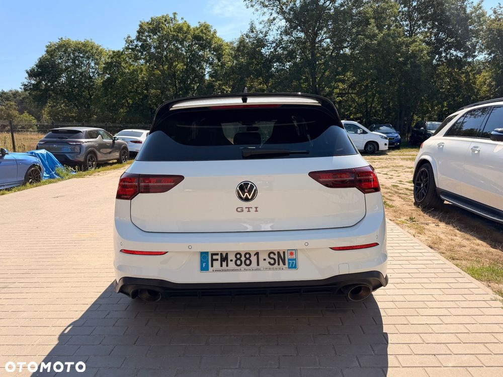 Volkswagen Golf - 12