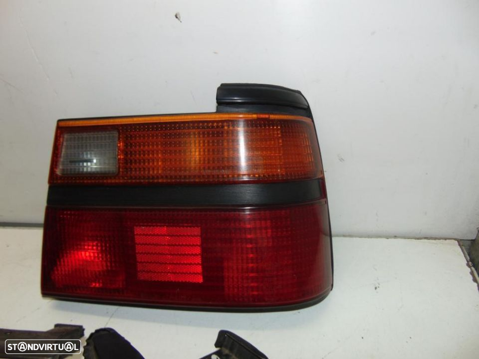 Mazda 626 coupê anos 80 farolins - 3