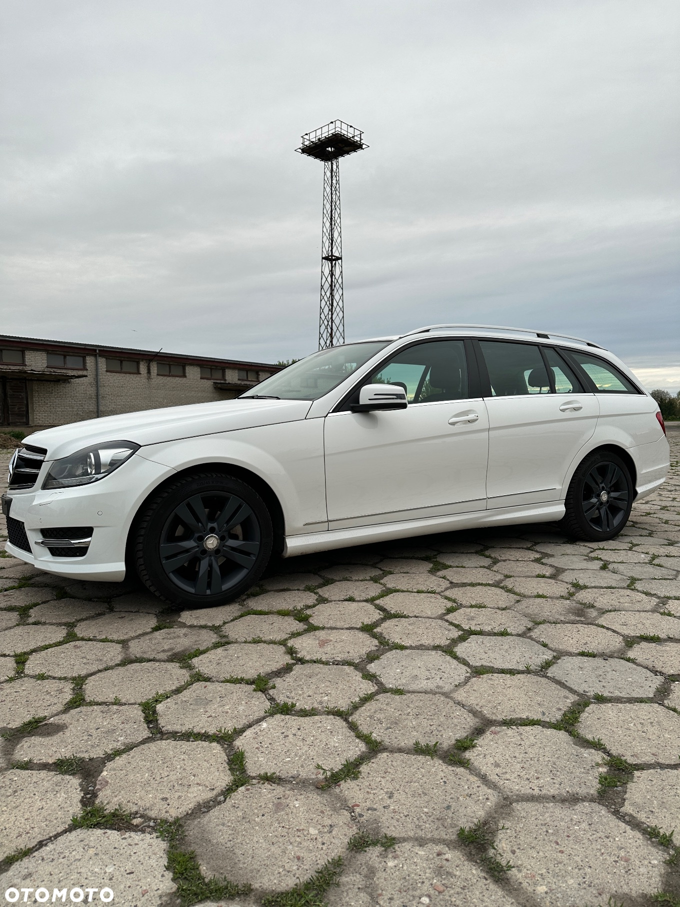 Mercedes-Benz Klasa C 250 CDI BlueEff 4-Matic Avantgarde - 10
