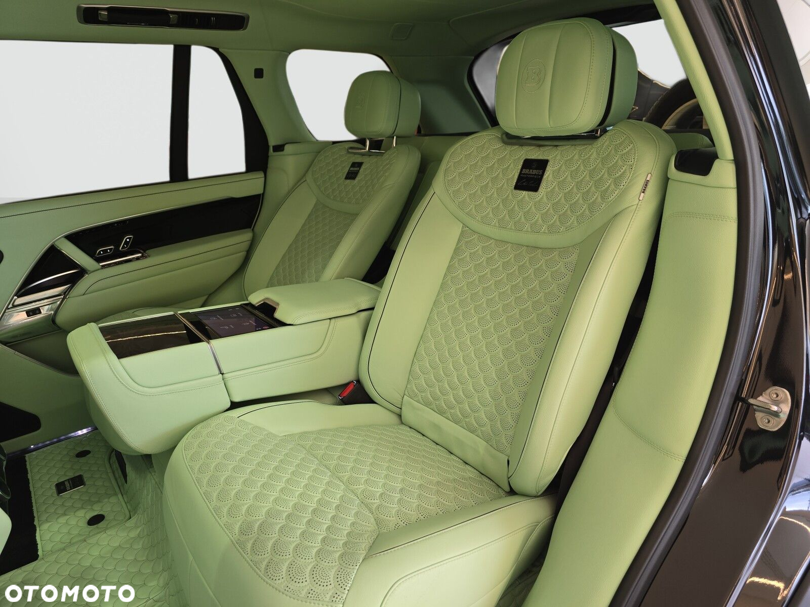 Land Rover Range Rover - 28