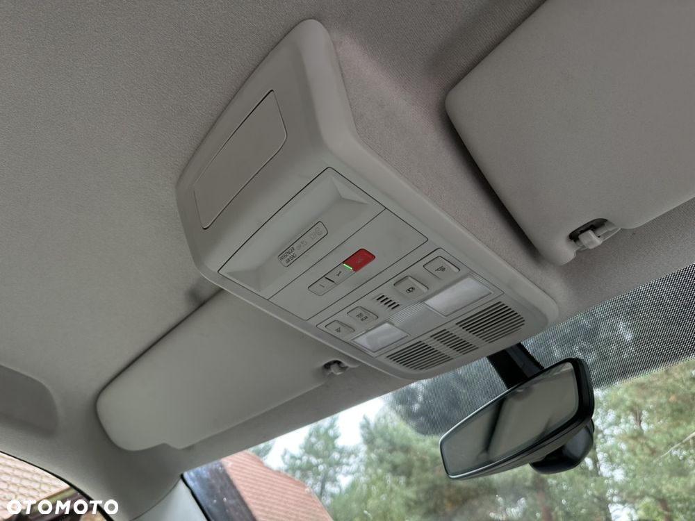 Volkswagen California - 24