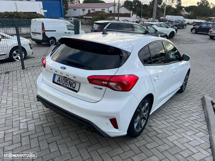 Ford Focus 1.0 EcoBoost MHEV ST-Line - 3