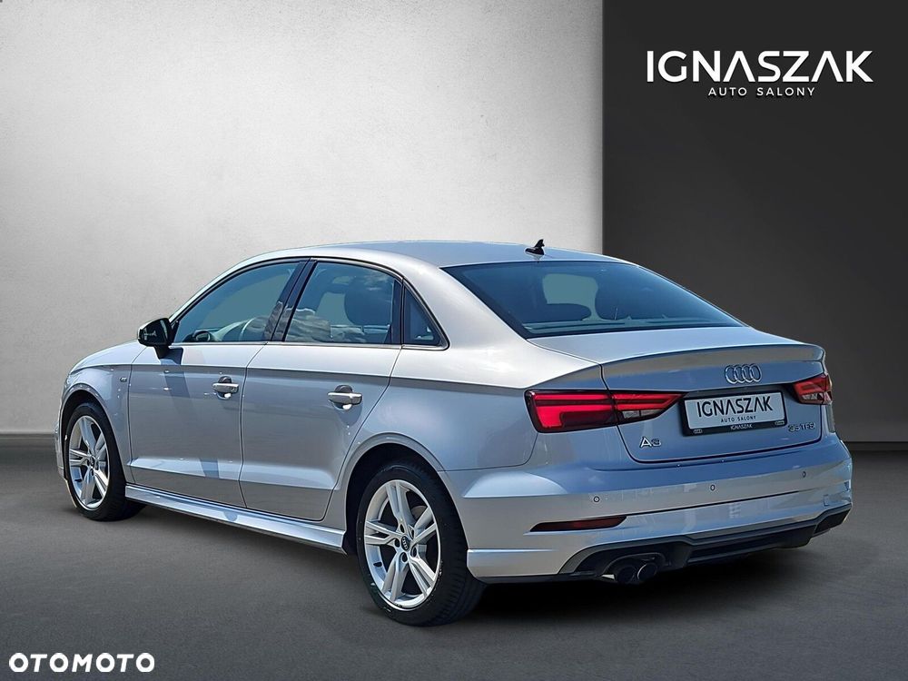 Audi A3 Limousine 35 TFSI Sport S tronic - 4
