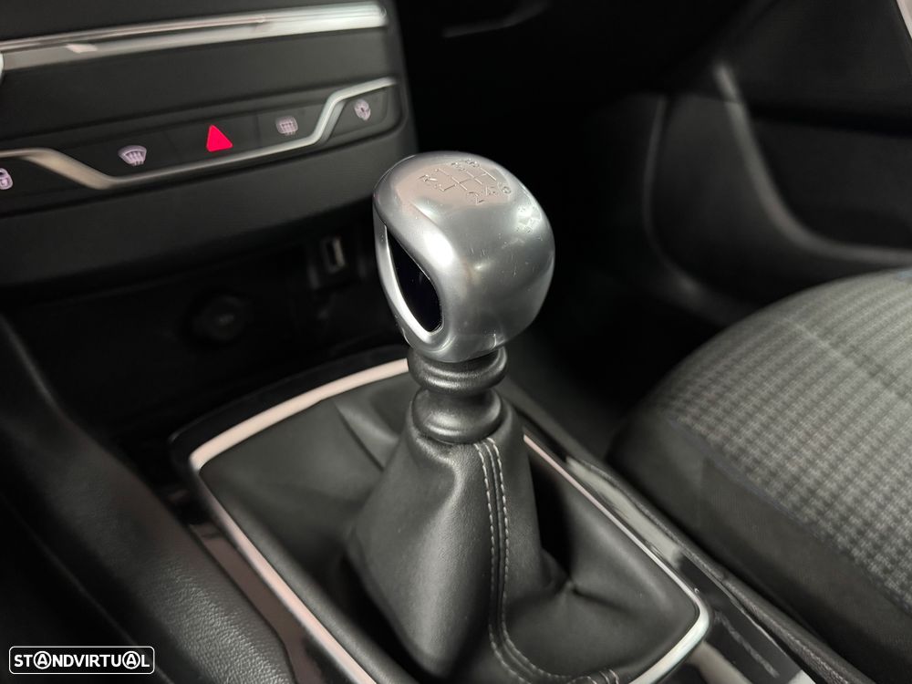 Peugeot 308 1.5 BlueHDi Style - 30