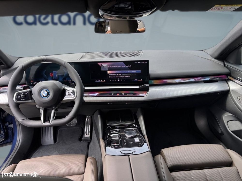 BMW 530 e Pack Desportivo M - 11